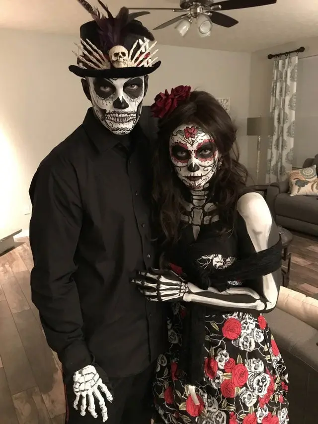 Naughty Halloween Couples Costumes