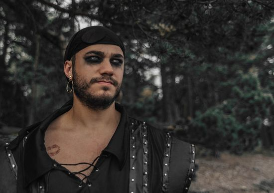 Man Pirate Makeup