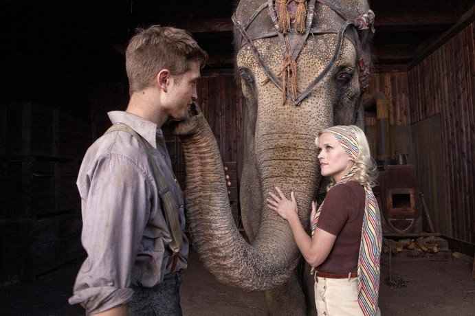 Water for Elephants (2011) Movie like the notebook