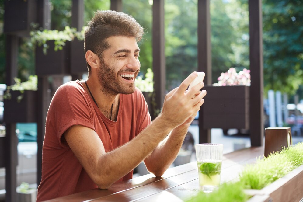 Texting Games to Build Chemistry and Connection