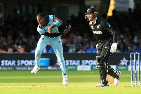 Jofra Archer England Bowling During Super Over