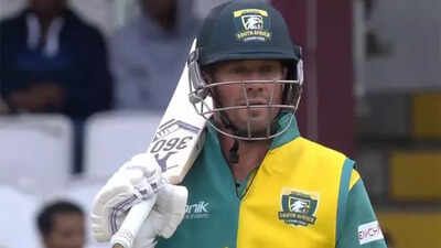WCL 2025: AB de Villiers turns back the clock as South Africa crush India by 88 runs | Cricket News - Times of India