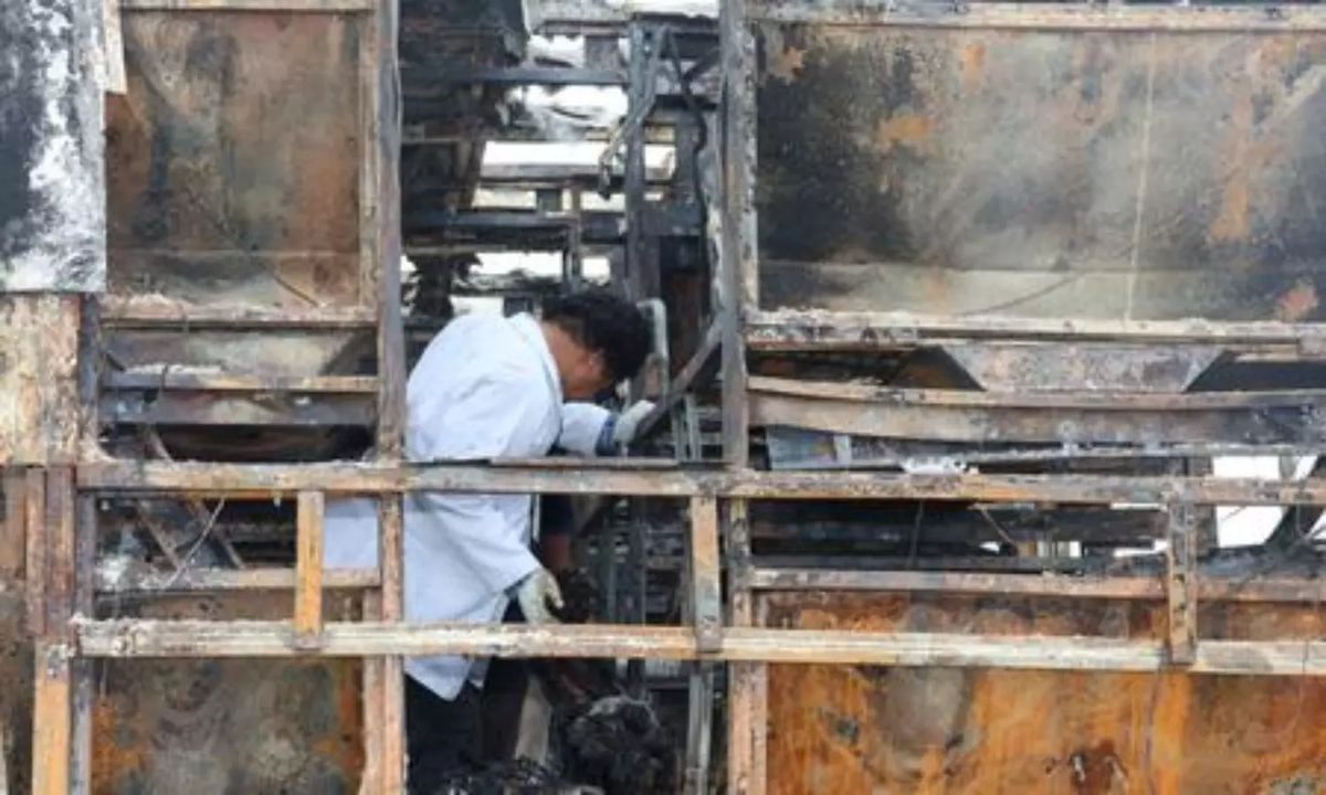 Forensic examiners probe where fire started, focus on battery area