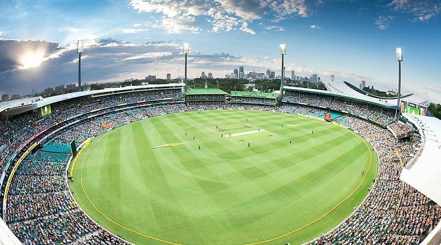 Meanwhile at the SCG… Cricket Drama & Adrenaline
