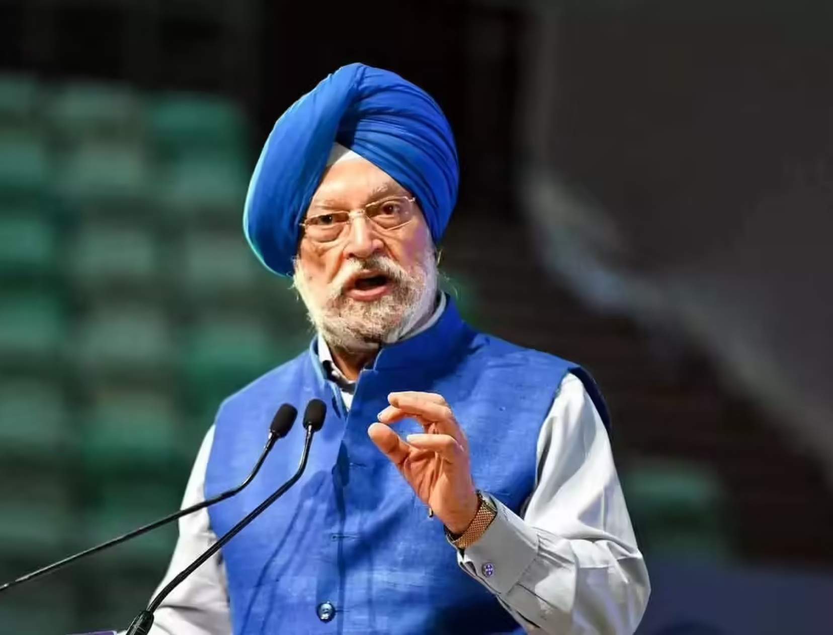 India Lockdown Buzz Dismissed: Hardeep Puri Says “Rumours Are Completely False” 